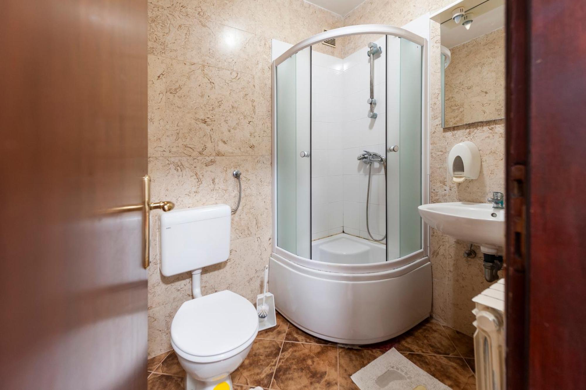 Luna Tsuki Seven Aparthotel Rovinj Exterior foto